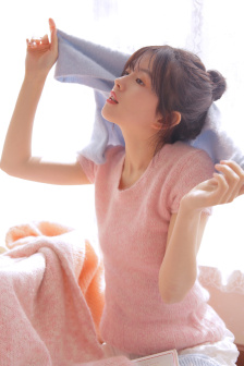 办公室里呻吟的丰满老师电影