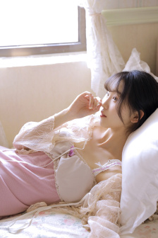 皇上撞着太子妃的